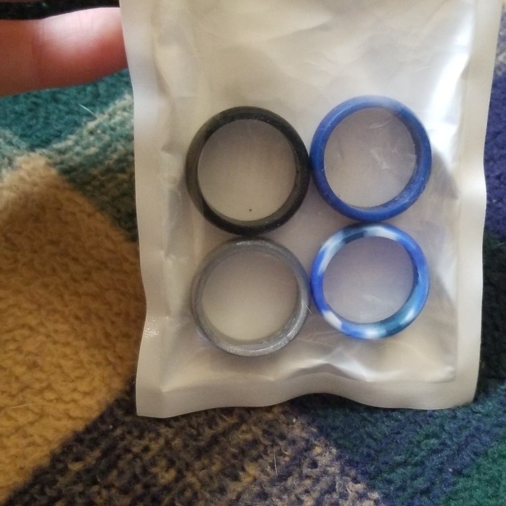 Mens silicon rings (set of 4)